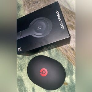 Beats by Dre Black Headphones